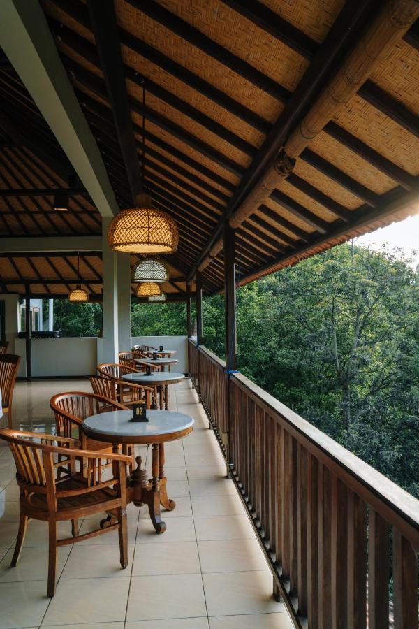 Munduk Sari Resort Exterior foto