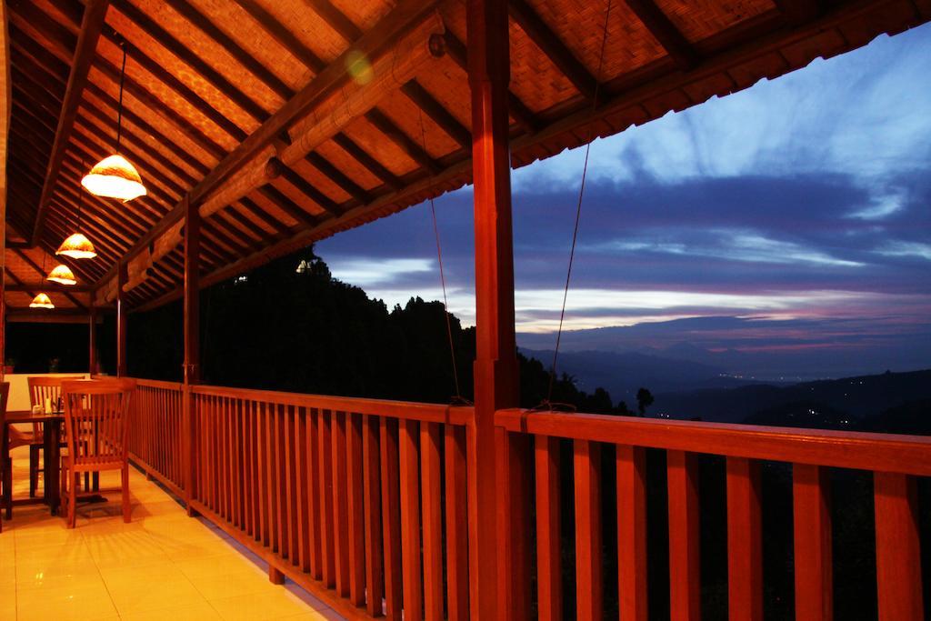 Munduk Sari Resort Exterior foto